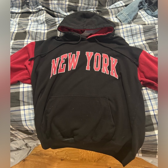 Brandy Melville Tops New York Brandy Melville Sweatshirt Poshmark